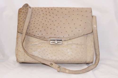 **RS17** A beautifully made original Corbeau genuine ostrich skin leather ladies handbag in beige