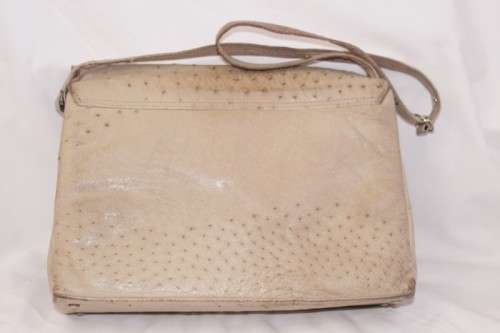 **RS17** A beautifully made original Corbeau genuine ostrich skin leather ladies handbag in beige