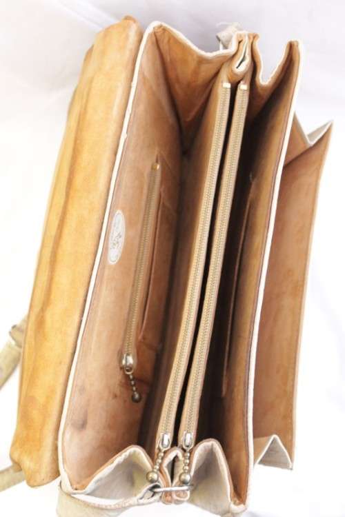 **RS17** A beautifully made original Corbeau genuine ostrich skin leather ladies handbag in beige