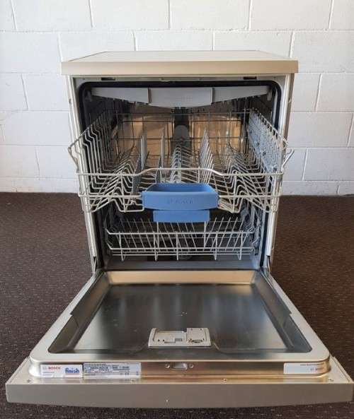 A stunning stainless steel (Silver Inox) Bosch "Serie|6" SilentPlus model: SMS58L08ZA dishwasher