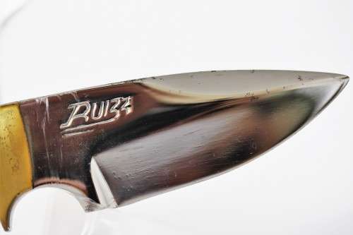 **RS17** A hand made "Buizz" hunting knife w/ brass embellishments - perfect gift 4 any collector