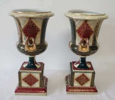 2 fabulous large Royal Vienna styled porcelain mantle vases. Stunning in your home/office/reception!