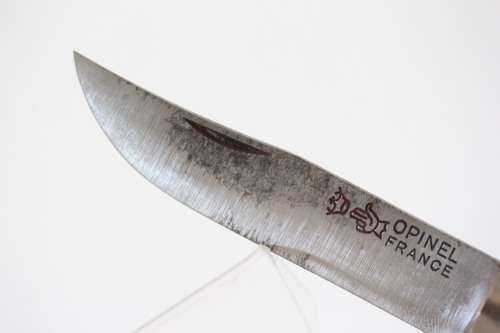 **RS17** A French made Opinel No.8 folding knife with a wooden handle - great for camping/ hiking!