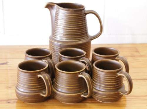 An awesome original "Arabia of Finland" stoneware jug and six mug set in stunning condition