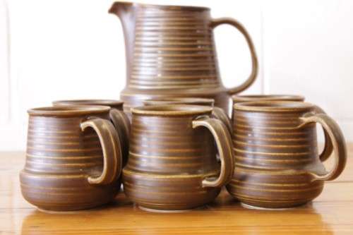 An awesome original "Arabia of Finland" stoneware jug and six mug set in stunning condition