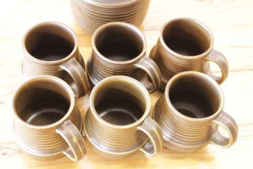 An awesome original "Arabia of Finland" stoneware jug and six mug set in stunning condition