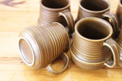 An awesome original "Arabia of Finland" stoneware jug and six mug set in stunning condition