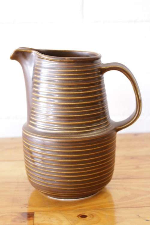 An awesome original "Arabia of Finland" stoneware jug and six mug set in stunning condition