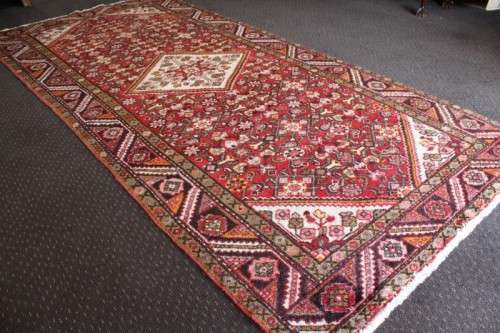 **RS17** Incredible hand-woven Iranian Persian carpet in rusts, marigold yellow, pink, white & black