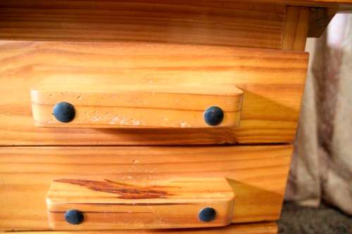 **RS17** A fantastic compact wooden writing/ work desk w/ three spacious drawers in great condition.