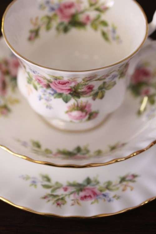 Two beautiful Royal Albert bone china trio's in the exquisite "Moss Rose" pattern - price per trio