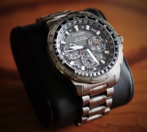 **RS17** Incredible boxed Citizen Titanium Eco-Drive GPS wrist watch in the original box with papers