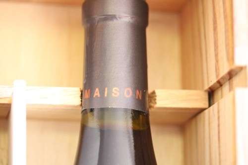 A rare boxed set of 1998 French "Maison Bouachon" Chateauneuf-Du-Pape "La Tiare du Pape" wine