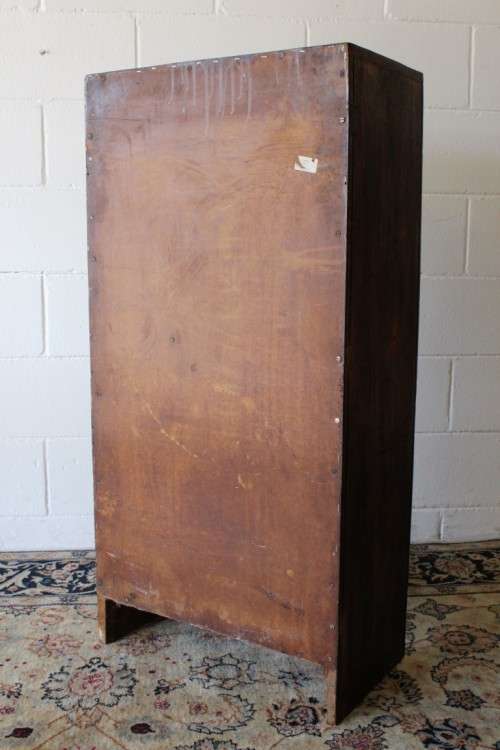 **RS17** Wonderful dark wood bookcase w three shelves - ample space for books or even collectables!