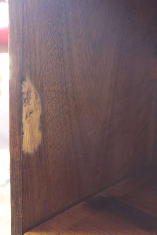 **RS17** Wonderful dark wood bookcase w three shelves - ample space for books or even collectables!