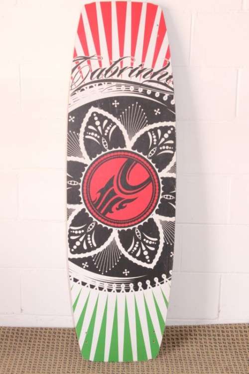 An awesome twin-tip Cabrinha Spectrum 2012 kite surfing board in excellent condition