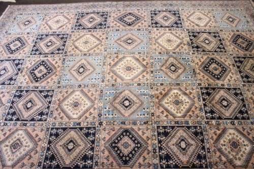 A magnificent & intricately detailed X-large (410cm x 298cm) Persian carpet with a diamond design