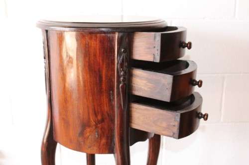 **RS17** A carved solid Balinese Teak 3-drawer pedestal table/ lamp table in beautiful condition