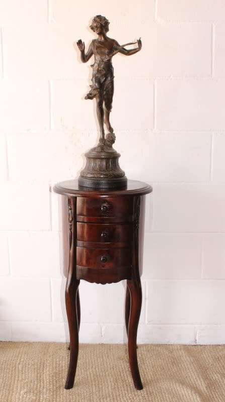 **RS17** A carved solid Balinese Teak 3-drawer pedestal table/ lamp table in beautiful condition
