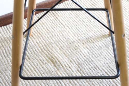 **RS17** Stunning modern round-bottom occasional high chairs with a sleek design and wooden legs