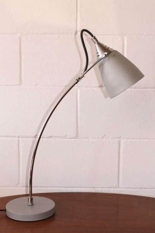 An awesome and very stylish "mid-century modern" styled desk/ office/ bedside lamp - price/ lamp