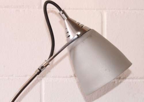 An awesome and very stylish "mid-century modern" styled desk/ office/ bedside lamp - price/ lamp