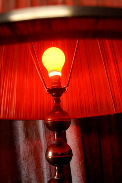 A gorgeous vintage retro styled floor standing copper base lamp with a stunning x large shade.