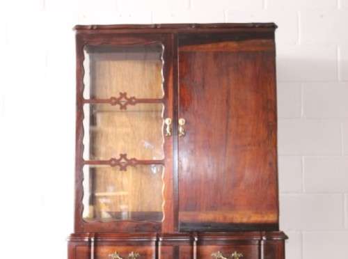 Awesome carved vintage solid Imbuia ball & claw drinks/ display cabinet/ showcase w/pull-out tray