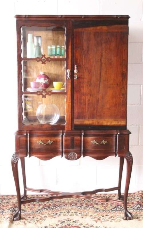 Awesome carved vintage solid Imbuia ball & claw drinks/ display cabinet/ showcase w/pull-out tray