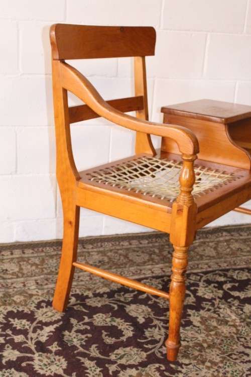**RS17** A gorgeous solid yellow wood riempie chair telephone table with turned legs