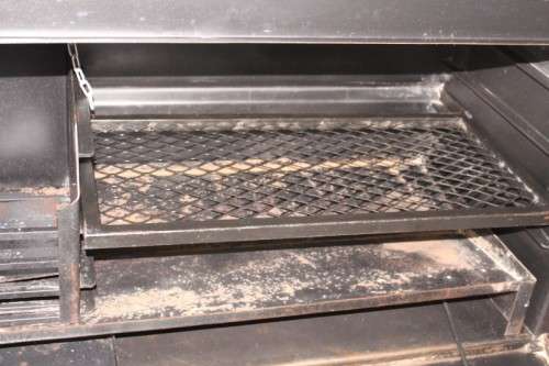 An awesome (1.2m) steel double-door built in braai w/ potjie hook, ash trays, rotating cowel & more