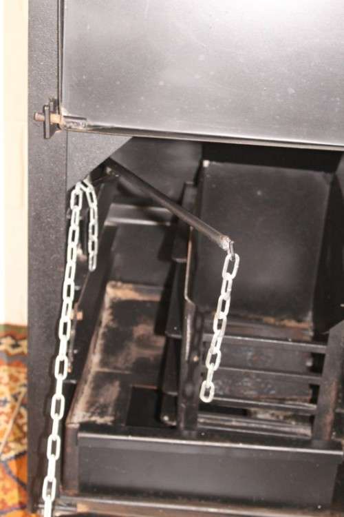 An awesome (1.2m) steel double-door built in braai w/ potjie hook, ash trays, rotating cowel & more