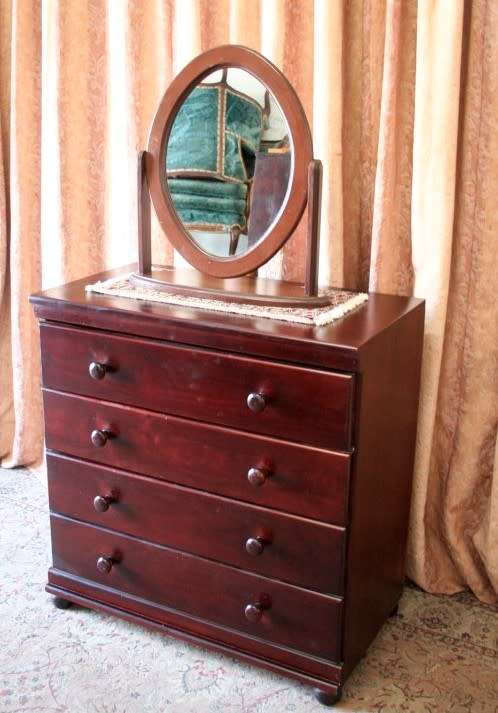 An amazing and beautifully made vintage solid wooden (tilting) dressing table vanity mirror