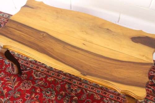 A vintage scalloped edge solid Knysna yellow wood coffee/ side table with Queen Anne cabriole legs