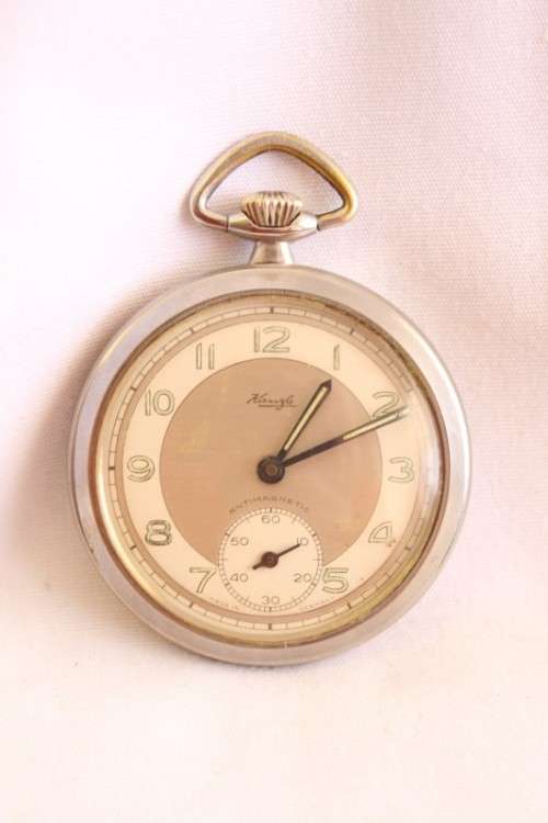Kienzle pocket watch top