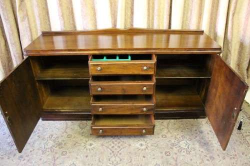 A fabulous vintage Imbuia buffet/ side server with classic lines, four drawers and side cupboards!!