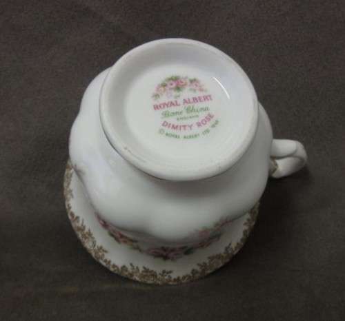 A beautiful, elegant vintage "Royal Albert" fine bone china "Dimity Roses" pattern trio. Price/trio