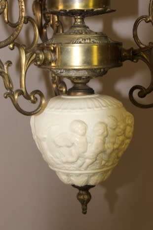 A gorgeous, elegant brass and ceramic ceiling light/ chandelier.  Lifespace Sale