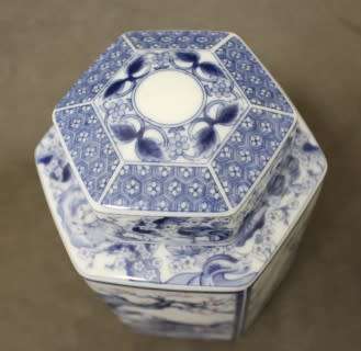 A mod porcelain Chinese Ginger jar with detailed paintings and patterns, with a lid. Lifespace Sale