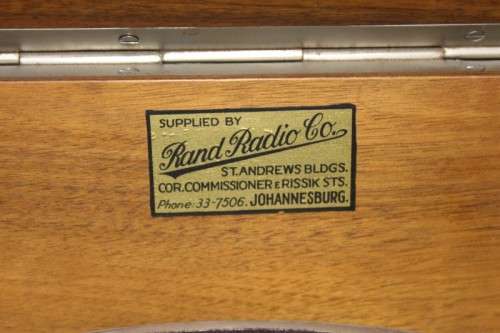 A stunning vintage Rand Radio Paillard table top radiogram in working order. Awesome!!!!