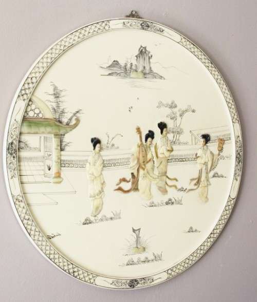 A beautiful large (77cm) round Japanese Geisha themed picture. Stunning in all rooms!