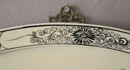 A beautiful large (77cm) round Japanese Geisha themed picture. Stunning in all rooms!