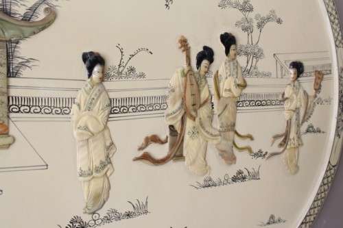 A beautiful large (77cm) round Japanese Geisha themed picture. Stunning in all rooms!