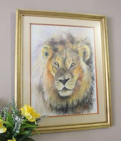 A fabulous large "Lion" print in a gorgeous frame - Impressive!!! Lifespace Sale