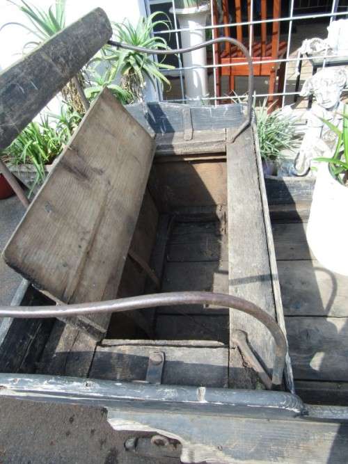 An extraordinary, extremely rare 150 year old wood sleigh. Amazing-Lifespace Sale