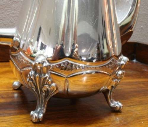 A beautiful Rega A1 SPC silver plated tea set w exquisite detailing in great condition.