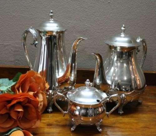 A beautiful Rega A1 SPC silver plated tea set w exquisite detailing in great condition.