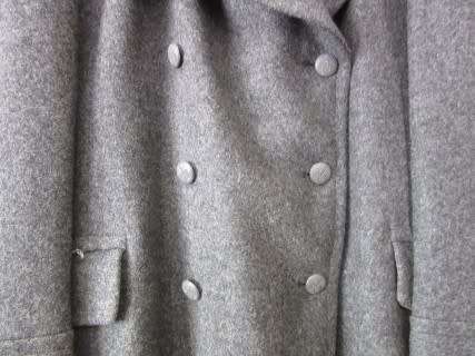 A good quality gent's long XL grey wool winter coat in great condition. Lifespace Sale