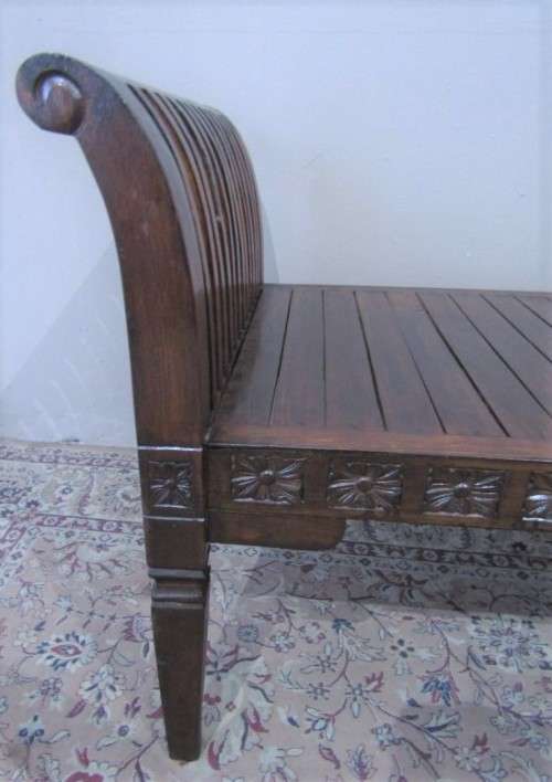 A wonderful well-made and sturdy vintage 3 seater solid Teak wood bench - perfect  in a lapa/ patio!