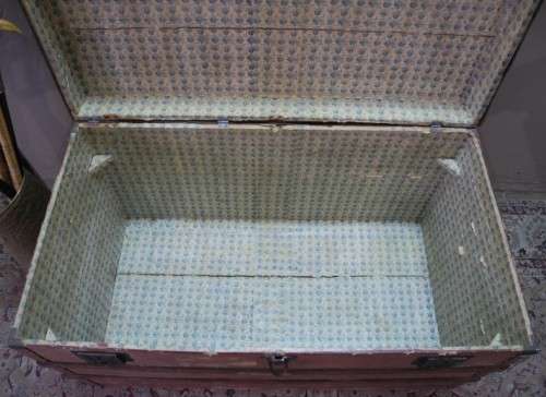A fabulous large vintage travel trunk perfect for extra storage/ fashionable rustic coffee table!!